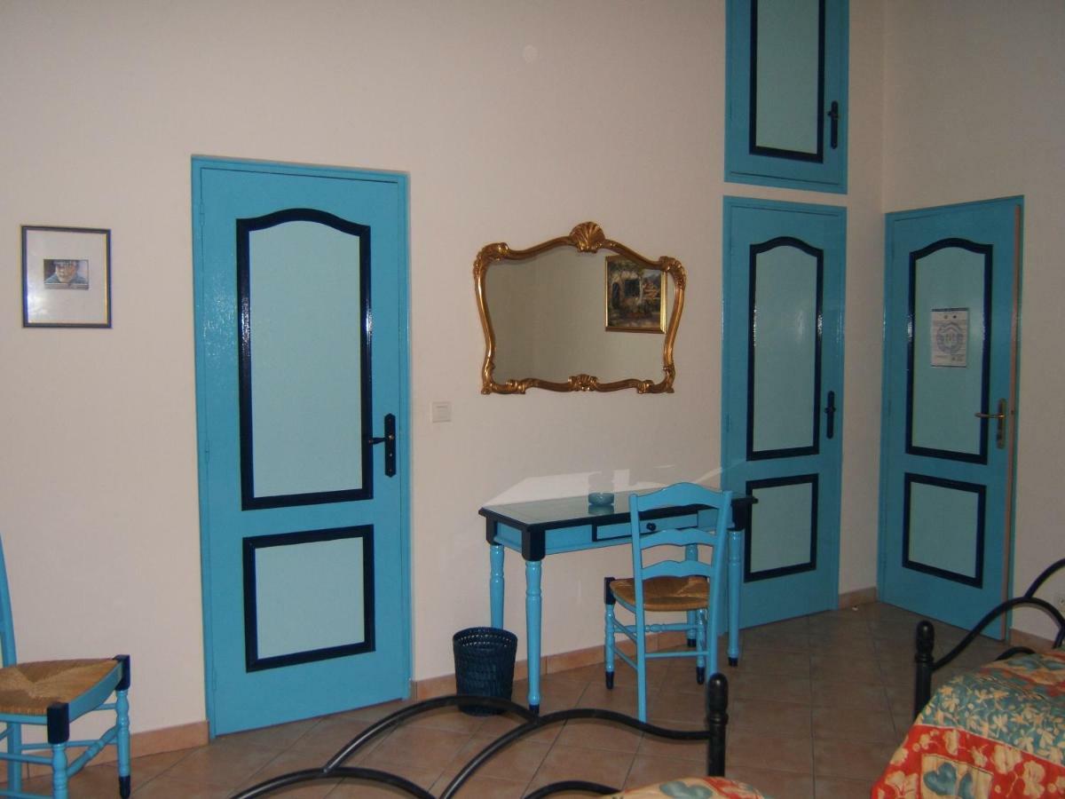 Chambres D'Hotes Lou Jassou Lapanouse-de-Cernon エクステリア 写真